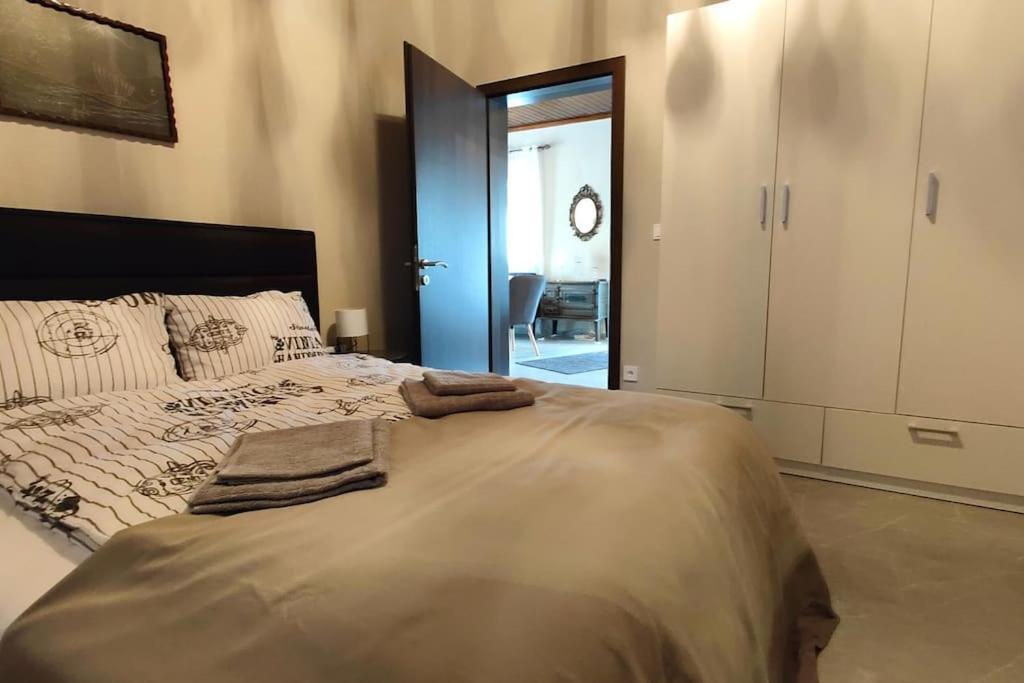 Of Irini Apartment *